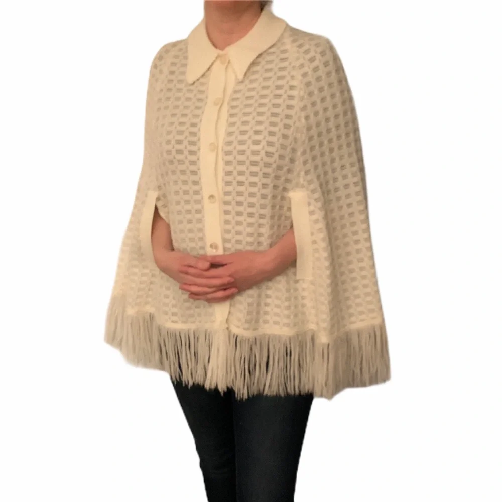 Vintage Ecru Button Front Poncho EUC Hand Slits - Picture 1 of 7